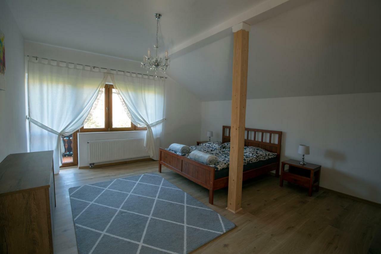 Jozefina Apartment Щирк Екстериор снимка