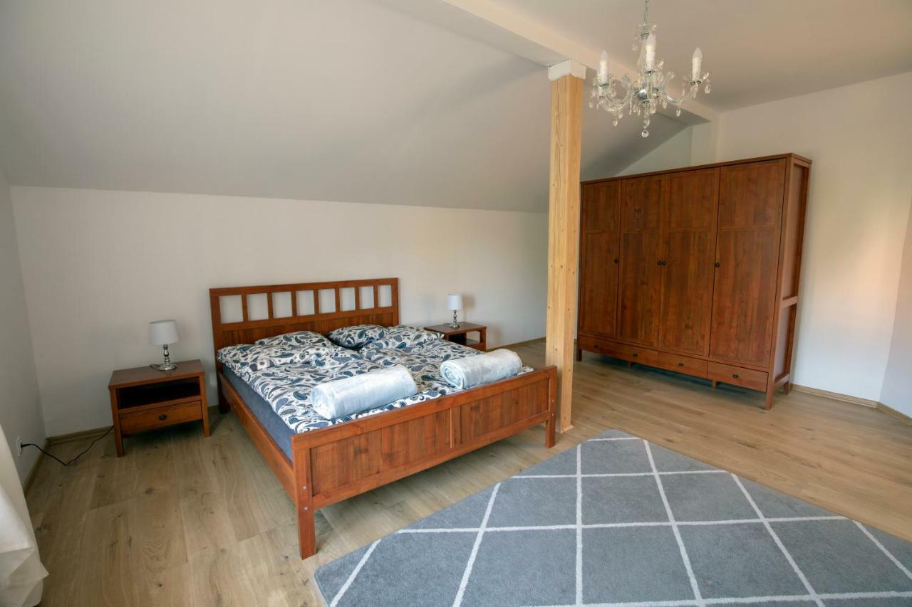 Jozefina Apartment Щирк Екстериор снимка